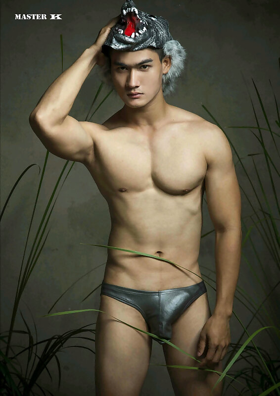 Next Image >>