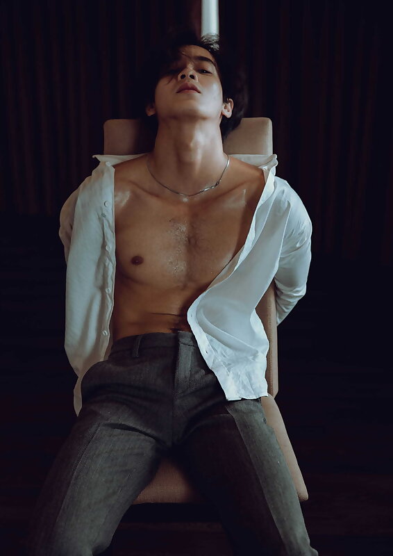Next Image >>