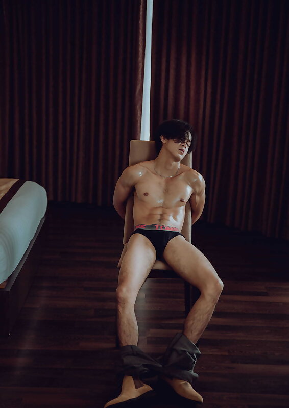 Next Image >>