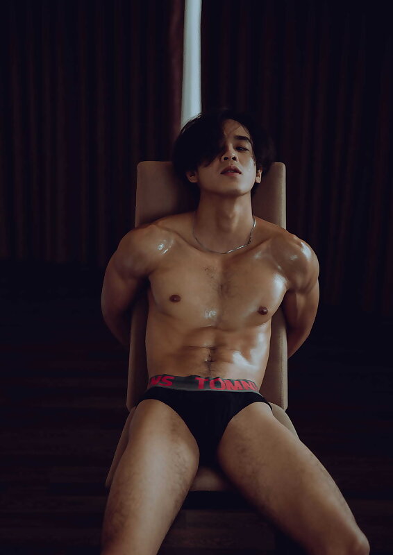 Next Image >>