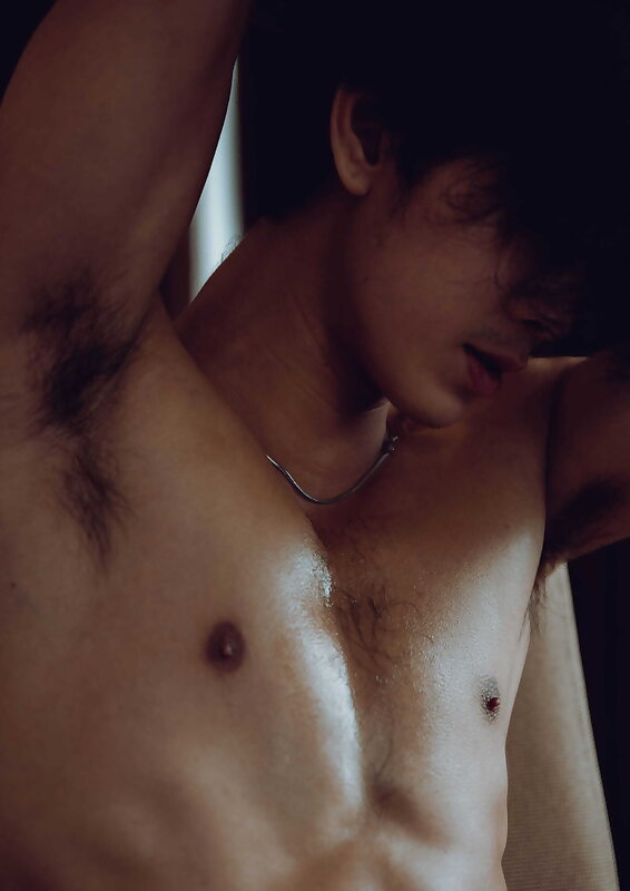 Next Image >>