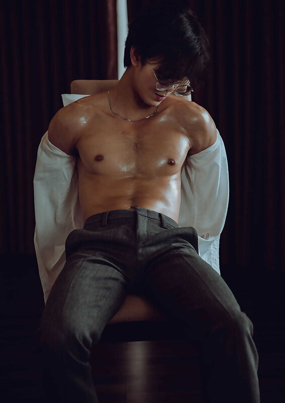 Next Image >>