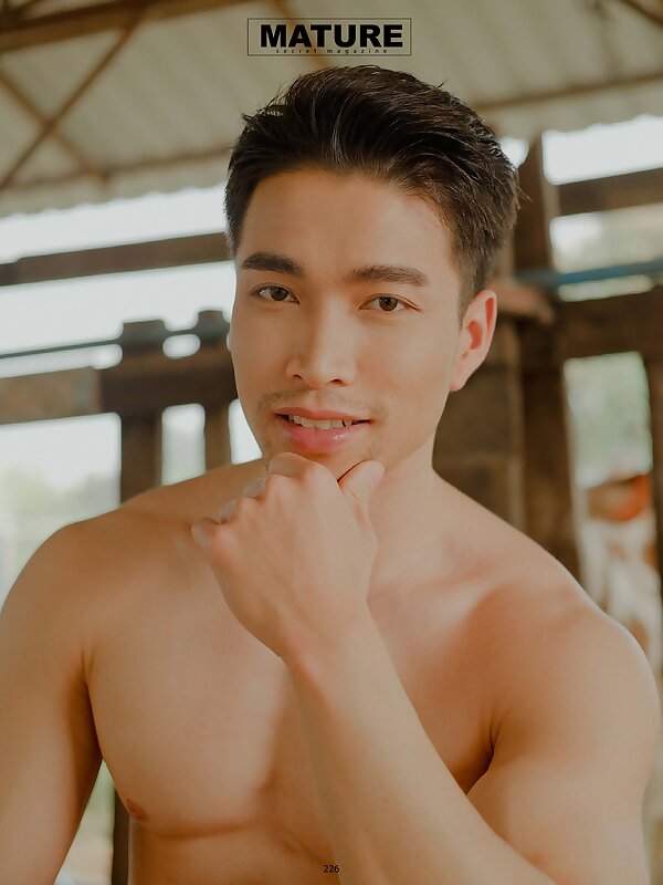 Next Image >>