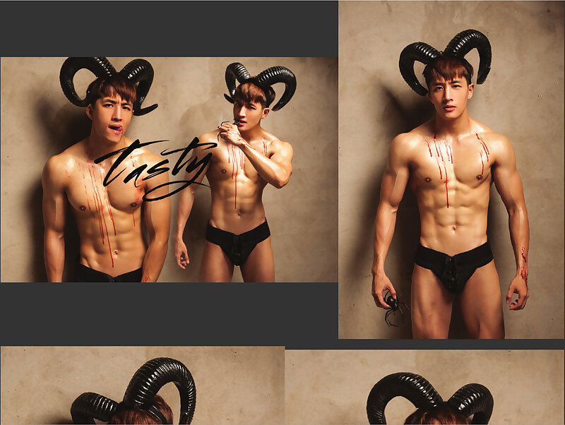 Next Image >>