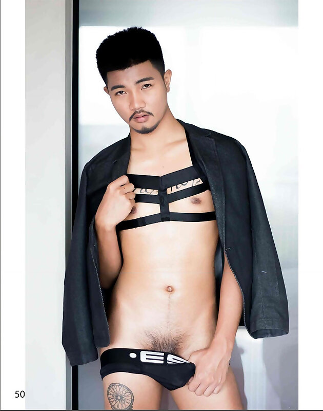 Next Image >>