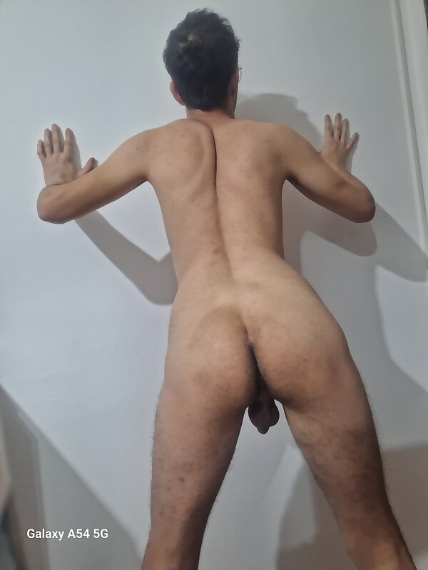 Next Image >>