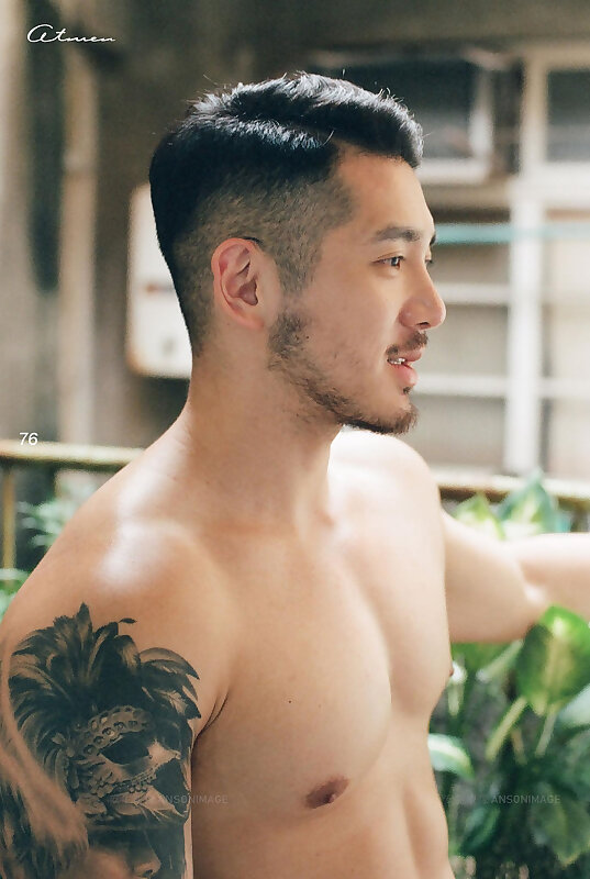 Next Image >>