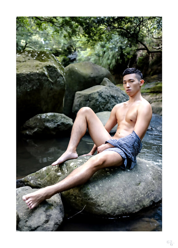Next Image >>