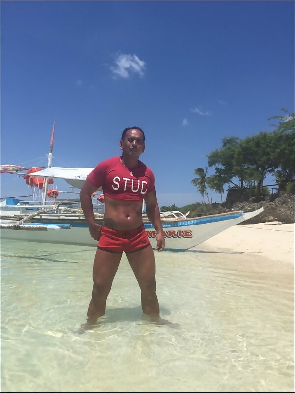 Next Image >>