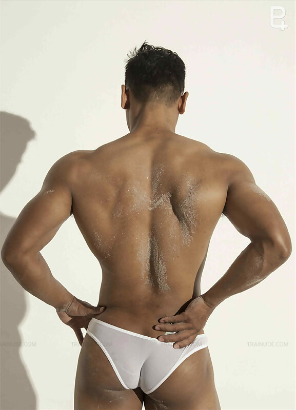 Next Image >>