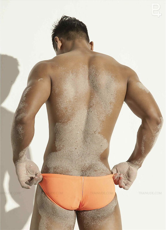 Next Image >>