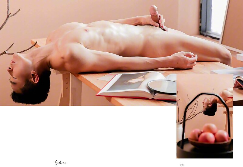 Next Image >>