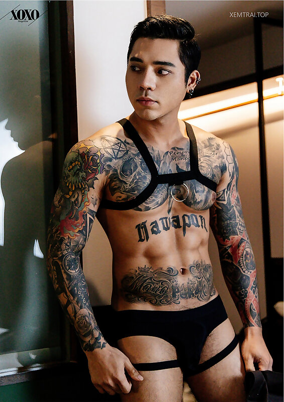 Next Image >>