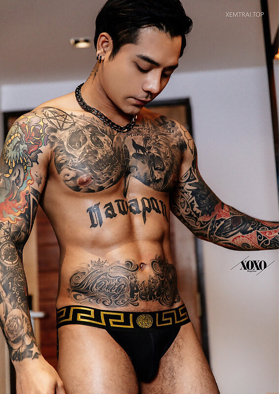 Next Image >>
