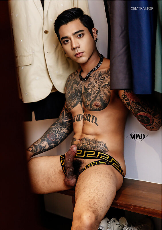 Next Image >>