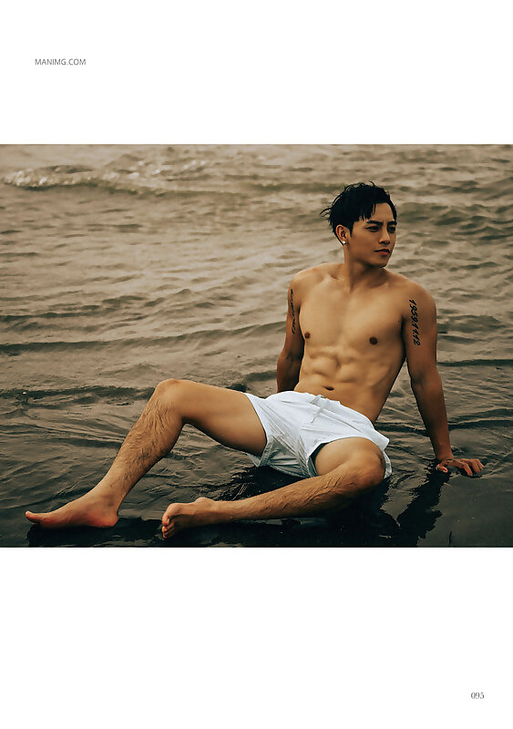 Next Image >>