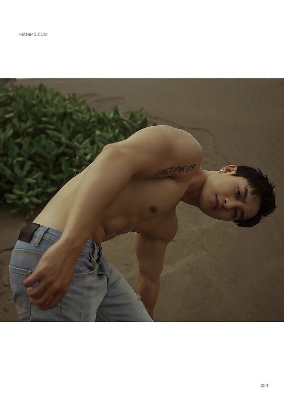 Next Image >>
