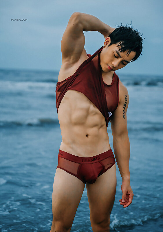 Next Image >>