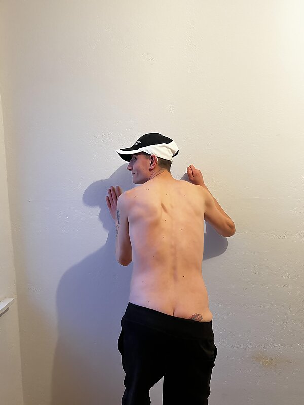 Next Image >>