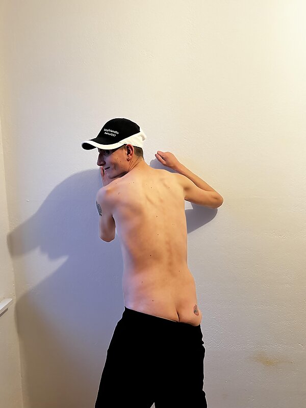 Next Image >>