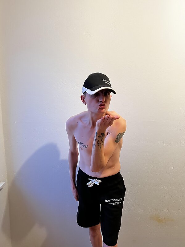 Next Image >>