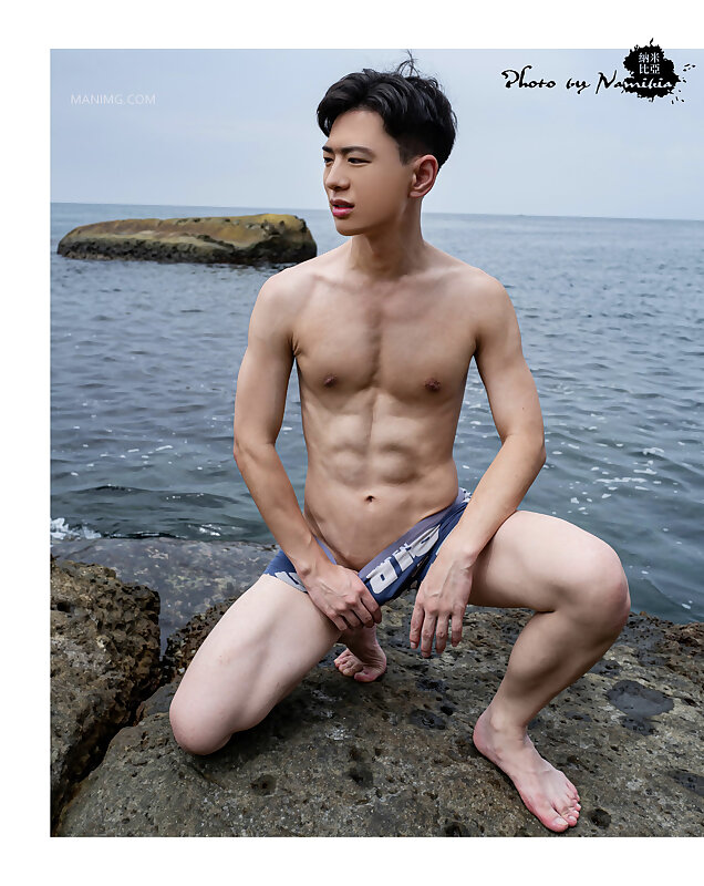 Next Image >>