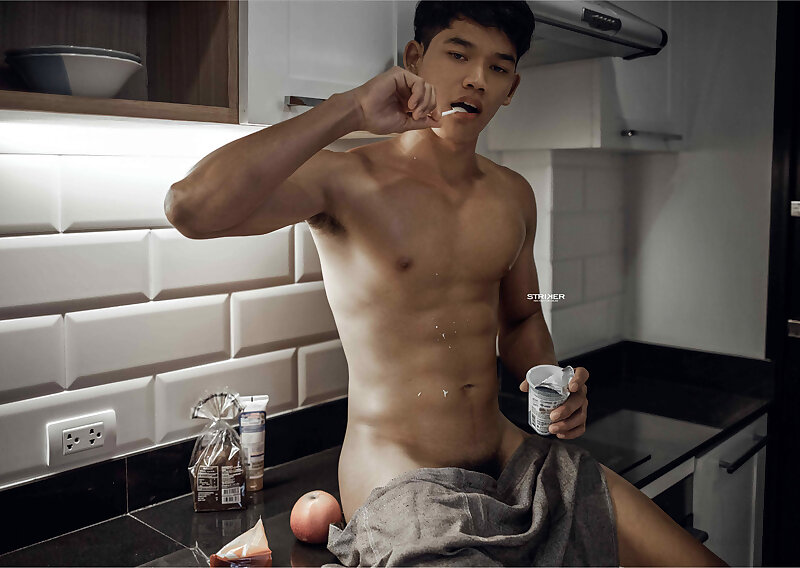 Next Image >>