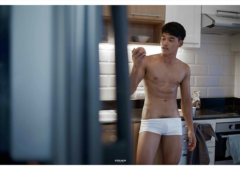 Next Image >>