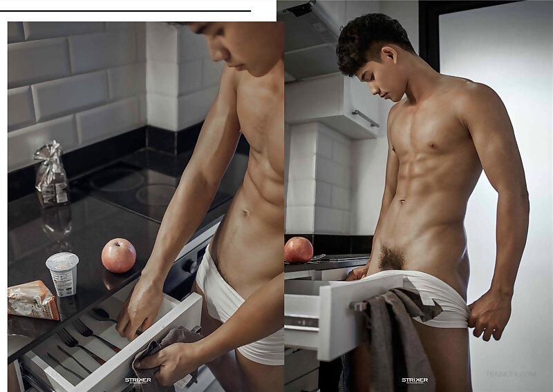 Next Image >>