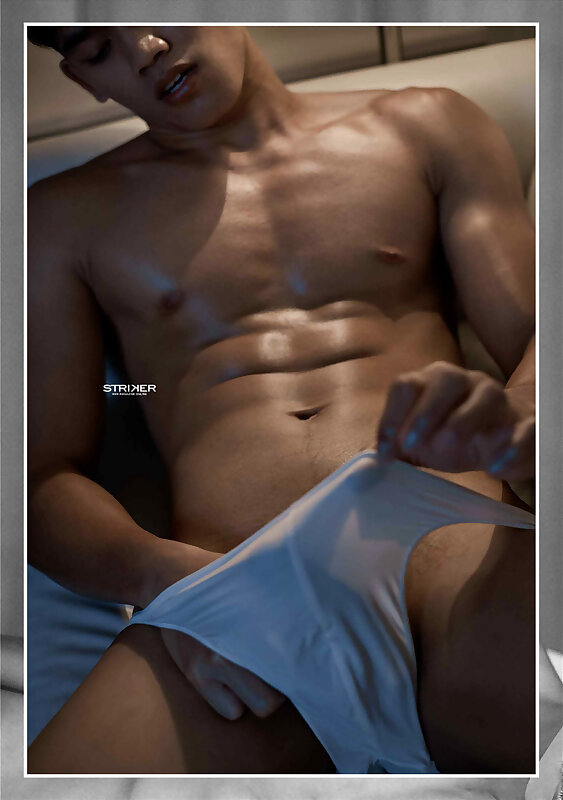 Next Image >>