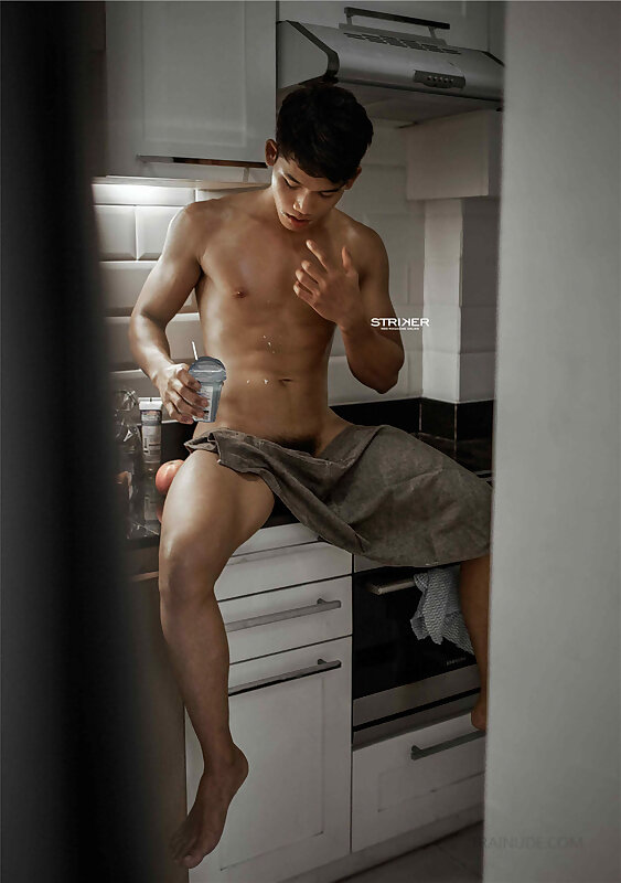Next Image >>