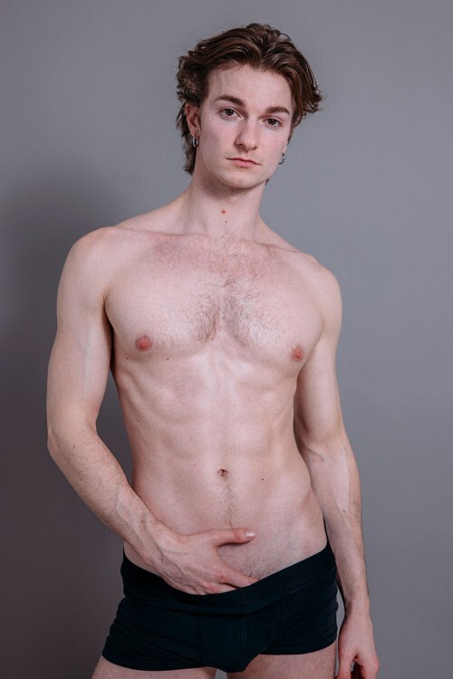Next Image >>