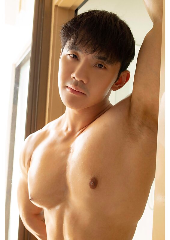 Next Image >>