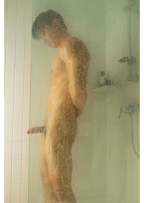 Next Image >>