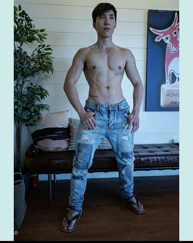 Next Image >>