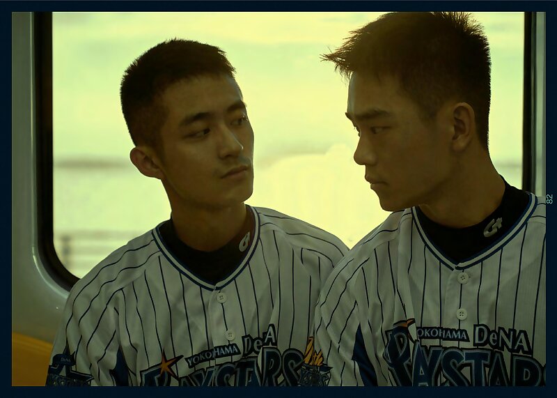 Next Image >>