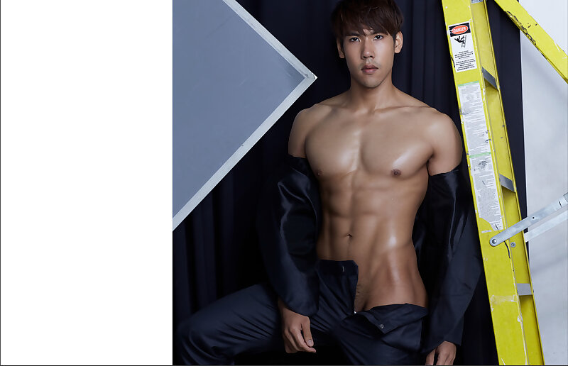 Next Image >>