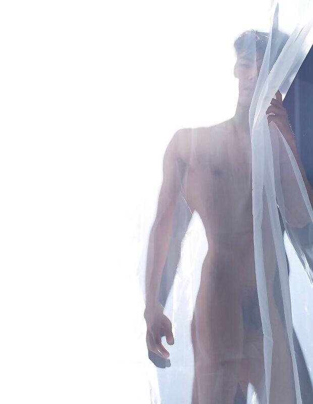 Next Image >>