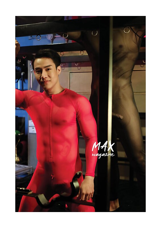 Next Image >>