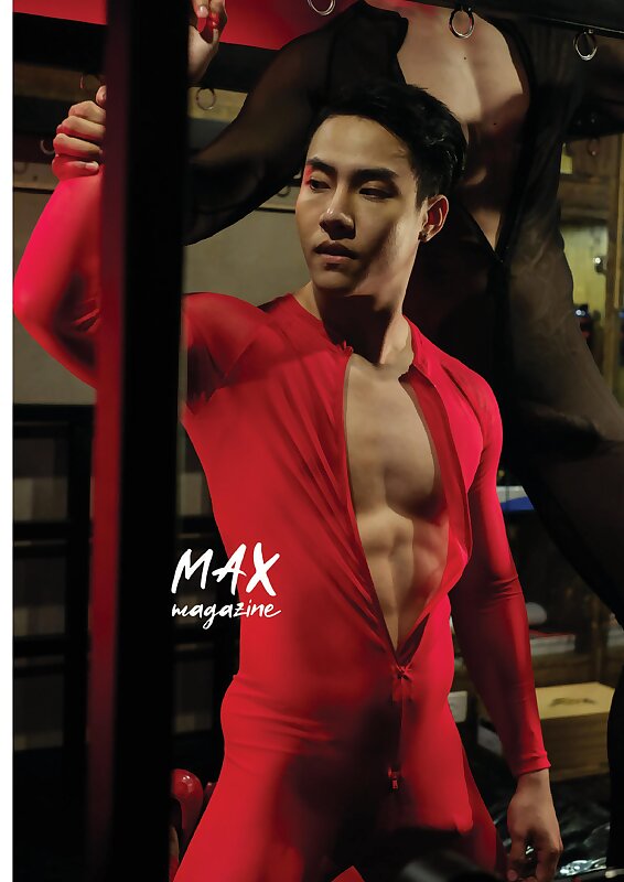 Next Image >>