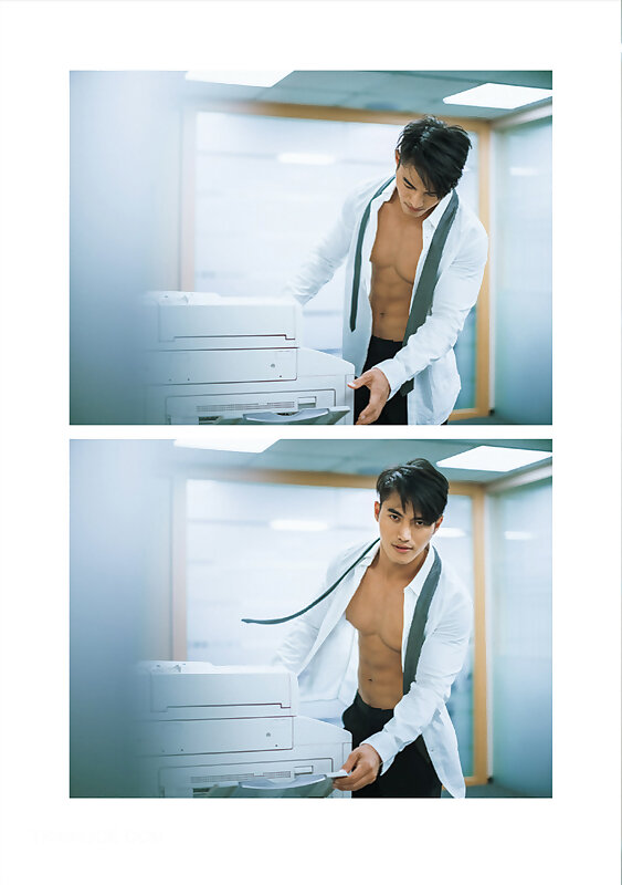 Next Image >>