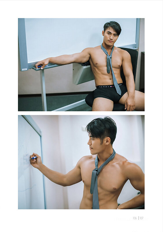 Next Image >>
