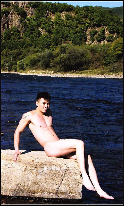 Next Image >>