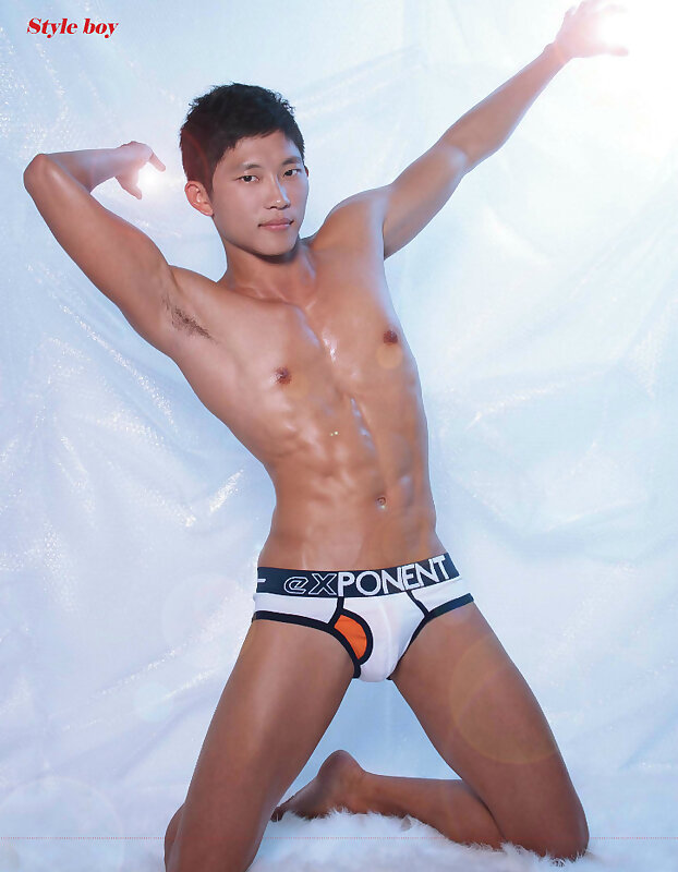 Next Image >>