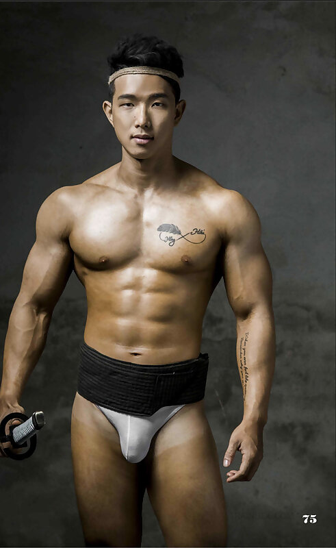 Next Image >>