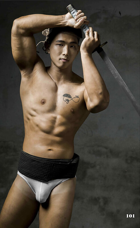 Next Image >>