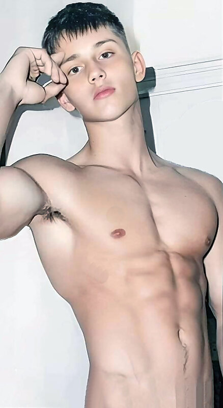 Next Image >>