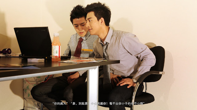 Next Image >>