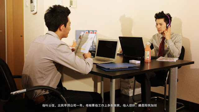 Next Image >>