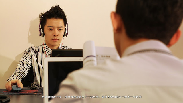 Next Image >>